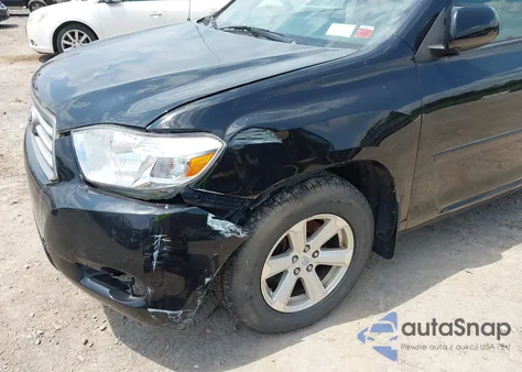 2010 Toyota Highlander Base V6 из США, поврежденный, VIN 5TDBK3EH4AS037988